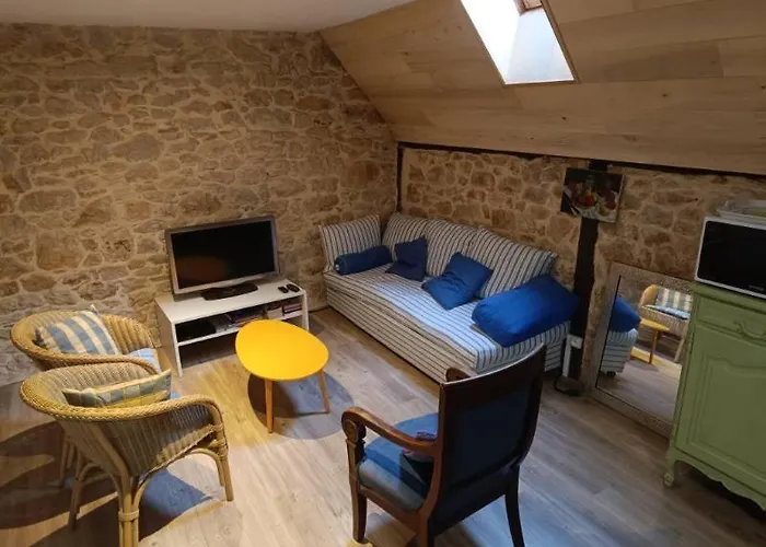 La Terrasse Bleue, Havre De Paix Avec Vue Sur Le Cele, A 15 Min De Figeac *